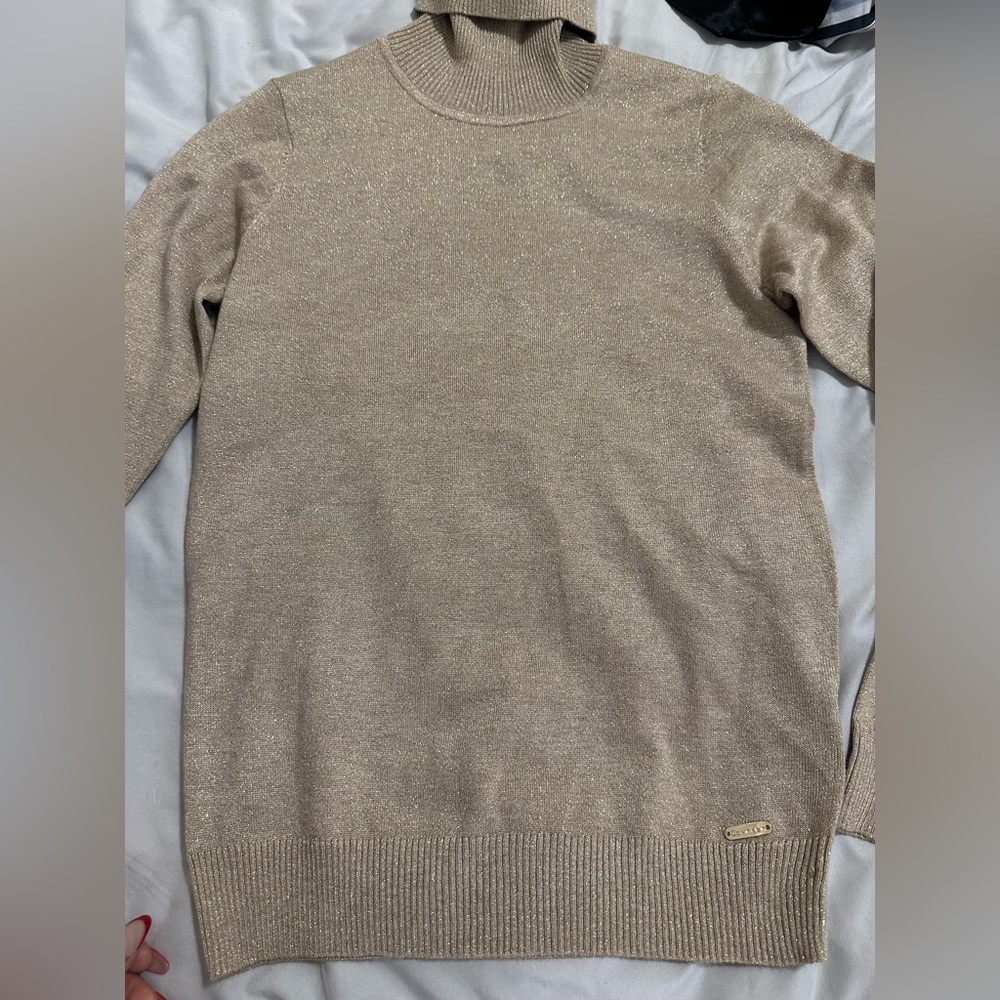 Calvin Klein Sweater